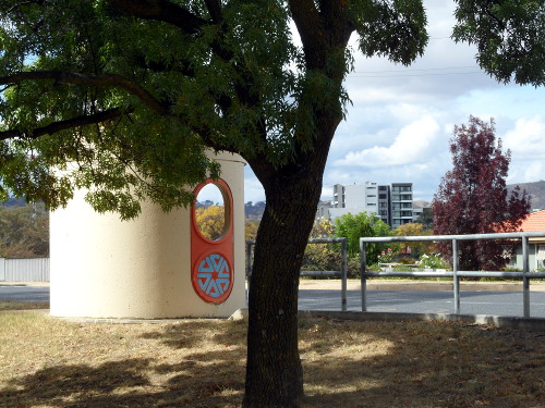 A surviving Clem Cummings 'Series 1' bus shelter on Launceston St, Lyons