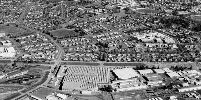 Kingston in 1968 Kingston in 1968. Click on image for larger view.